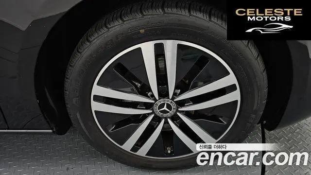 MERCEDES BENZ A-Classe W177 A220 Berline 2021 — photo 7 sur 36