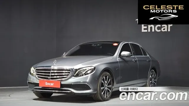 MERCEDES BENZ E-Classe W213 E300e Exclusive 2019 — photo 36 sur 39