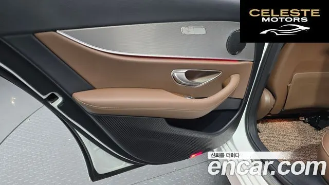 MERCEDES BENZ E-Classe W213 E200 Avantgarde 2018 — photo 14 sur 31