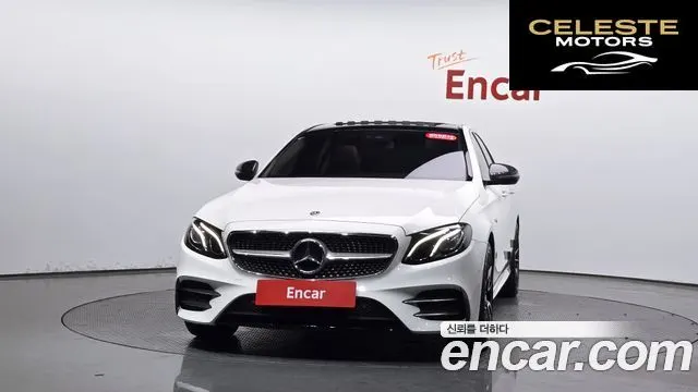 MERCEDES BENZ E-Classe W213 E200 Avantgarde 2018 — photo 2 sur 31