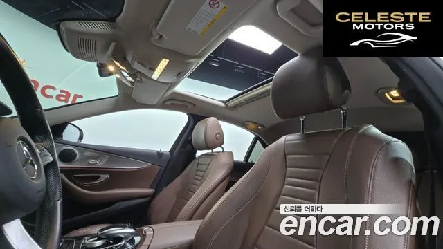 MERCEDES BENZ E-Classe W213 E200 Avantgarde 2018 — photo 20 sur 31