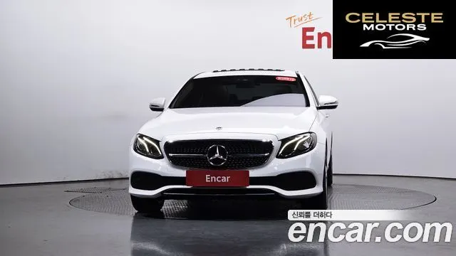 MERCEDES BENZ E-Classe W213 E200 Avantgarde 2017 — photo 2 sur 30
