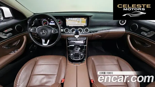 MERCEDES BENZ E-Classe W213 E200 Avantgarde 2017 — photo 9 sur 30