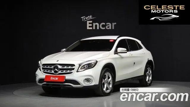 MERCEDES BENZ GLA-Classe X156 GLA220 2019 — photo 1 sur 31