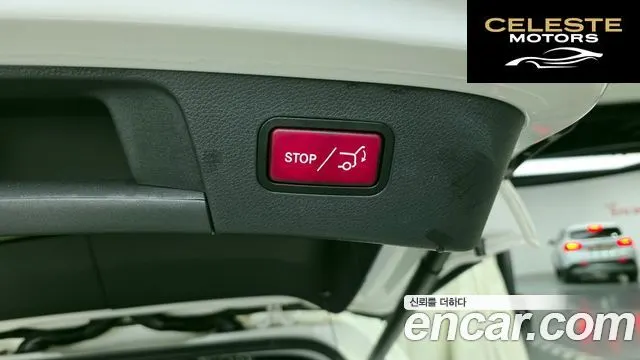 MERCEDES BENZ GLA-Classe X156 GLA220 2019 — photo 30 sur 31