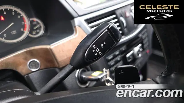 MERCEDES BENZ E-Classe W212 E300 2012 — photo 12 sur 29