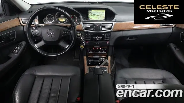 MERCEDES BENZ E-Classe W212 E300 2012 — photo 10 sur 29