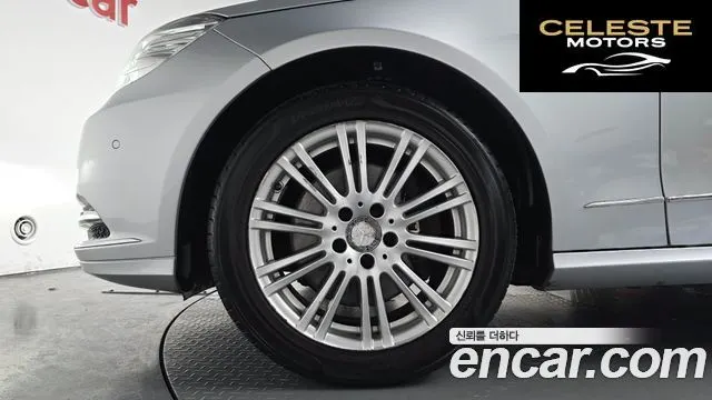 MERCEDES BENZ E-Classe W212 E300 2012 — photo 5 sur 29