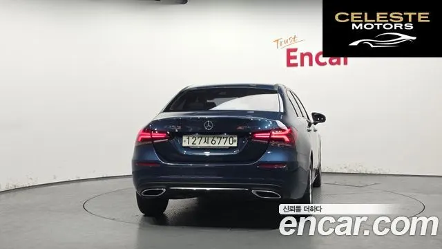MERCEDES BENZ A-Classe W177 A220 Berline 2020 — photo 4 sur 31
