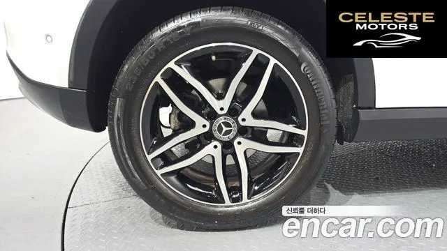 MERCEDES BENZ GLA-Classe X156 GLA220 2019 — photo 5 sur 20