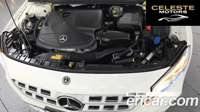 MERCEDES BENZ GLA-Classe X156 GLA220 2019 — photo 6 sur 20