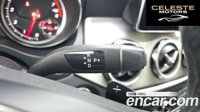 MERCEDES BENZ GLA-Classe X156 GLA220 2019 — photo 9 sur 20