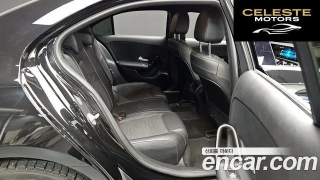 MERCEDES BENZ A-Classe W177 A250 4MATIC Berline 2020 — photo 11 sur 20