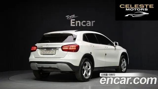 MERCEDES BENZ GLA-Classe X156 GLA220 2019 — photo 2 sur 31
