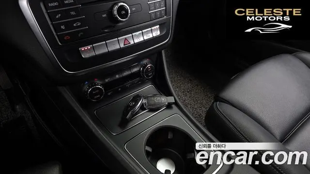 MERCEDES BENZ GLA-Classe X156 GLA220 2019 — photo 20 sur 31