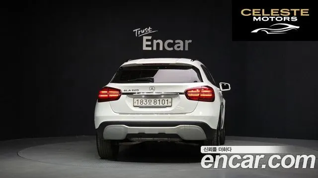 MERCEDES BENZ GLA-Classe X156 GLA220 2019 — photo 4 sur 31