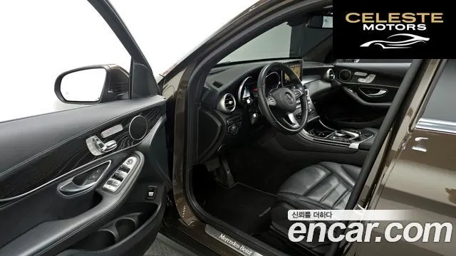 MERCEDES BENZ GLC-Classe X253 GLC220 d 4MATIC Premium 2018 — photo 10 sur 32