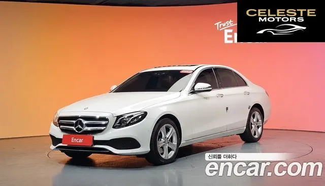 MERCEDES BENZ E-Classe W213 E220d Avantgarde 2017 — photo 34 sur 34