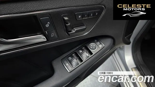 MERCEDES BENZ E-Classe W212 E300 2012 — photo 17 sur 20
