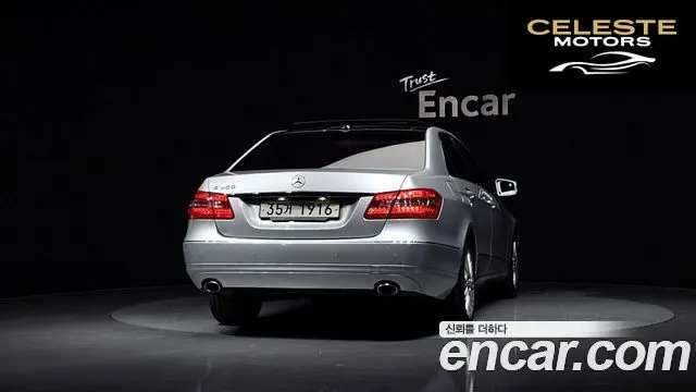 MERCEDES BENZ E-Classe W212 E300 2012 — photo 4 sur 20