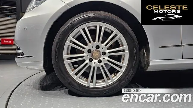 MERCEDES BENZ E-Classe W212 E300 2012 — photo 5 sur 20
