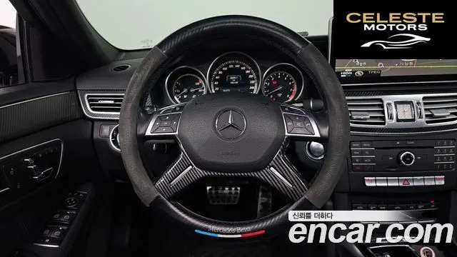 MERCEDES BENZ E-Classe W212 E300 2016 — photo 13 sur 20