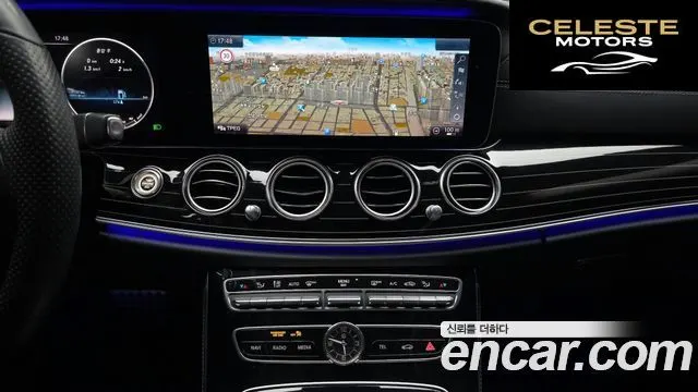 MERCEDES BENZ E-Classe W213 E400 4MATIC Exclusive 2017 — photo 13 sur 32