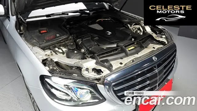 MERCEDES BENZ E-Classe W213 E400 4MATIC Exclusive 2017 — photo 6 sur 32