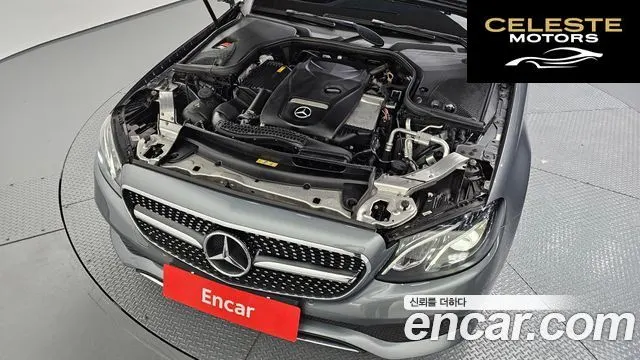 MERCEDES BENZ E-Classe W213 E200 Avantgarde 2018 — photo 6 sur 30