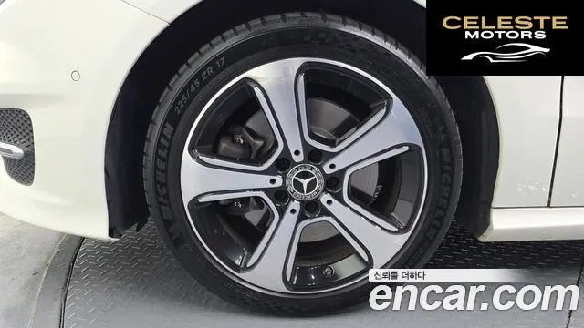 MERCEDES BENZ B-Classe W246 B220 2018 — photo 5 sur 30