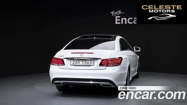 MERCEDES BENZ E-Classe W212 E200 Coupé 2014 — photo 4 sur 20