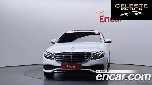 MERCEDES BENZ E-Classe W213 E220d Exclusive 2017 — photo 3 sur 20