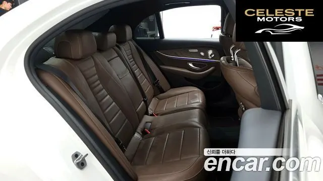 MERCEDES BENZ E-Classe W213 E220d 4MATIC Exclusive 2022 — photo 17 sur 34