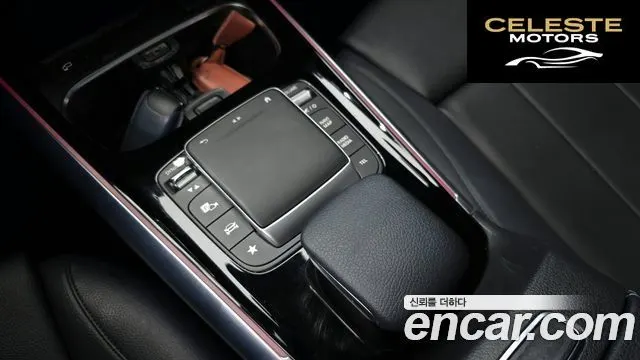 MERCEDES BENZ GLA-Classe H247 GLA220 2021 — photo 16 sur 20