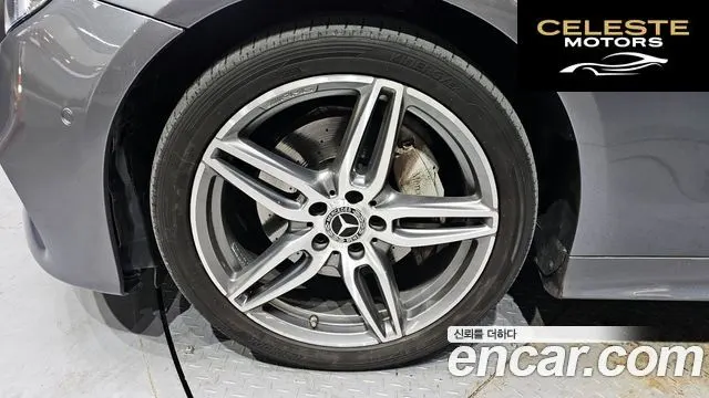 MERCEDES BENZ E-Classe W213 E220d Coupé 2017 — photo 5 sur 30