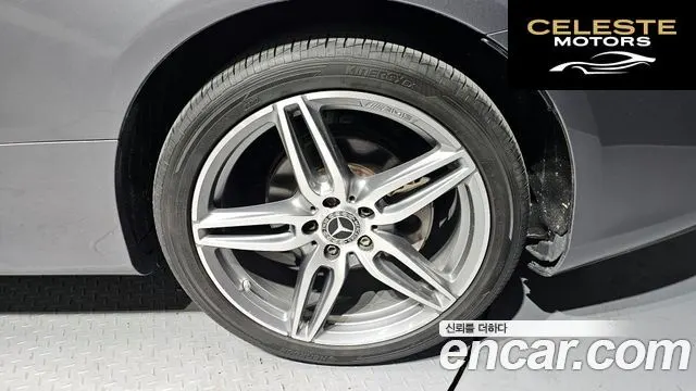 MERCEDES BENZ E-Classe W213 E220d Coupé 2017 — photo 7 sur 30