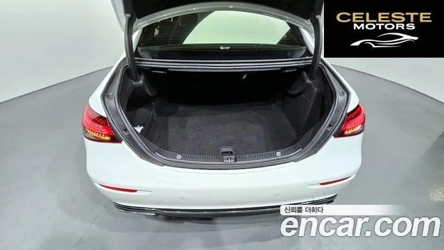 MERCEDES BENZ E-Classe W213 E250 Exclusive 2021 — photo 29 sur 31