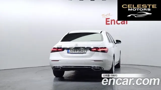 MERCEDES BENZ E-Classe W213 E250 Exclusive 2021 — photo 4 sur 31