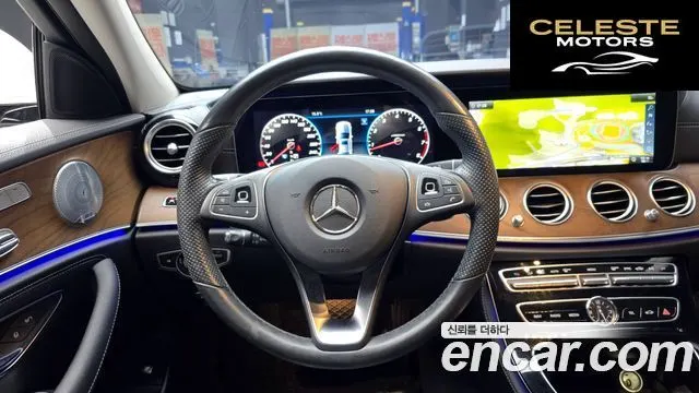 MERCEDES BENZ E-Classe W213 E300 4MATIC Exclusive 2018 — photo 13 sur 20
