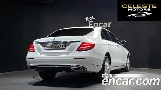 MERCEDES BENZ E-Classe W213 E300 4MATIC Exclusive 2018 — photo 2 sur 20