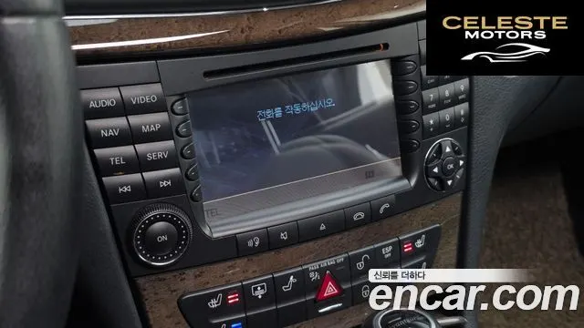 MERCEDES BENZ E-Classe W211 E350 2008 — photo 13 sur 20