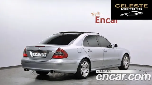 MERCEDES BENZ E-Classe W211 E350 2008 — photo 2 sur 20