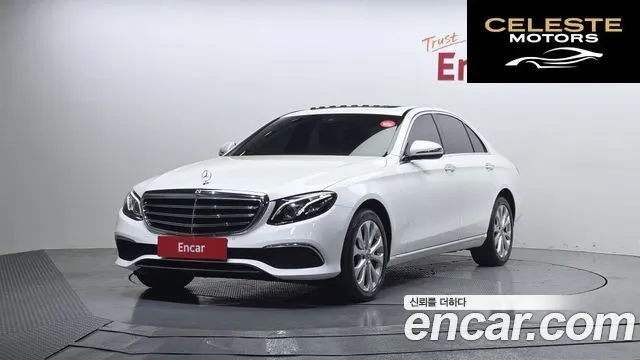 MERCEDES BENZ E-Classe W213 E220d 4MATIC Exclusive 2019 — photo 1 sur 30
