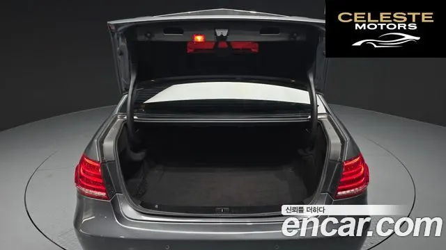 MERCEDES BENZ E-Classe W212 E220 Avantgarde Sport 2016 — photo 20 sur 20