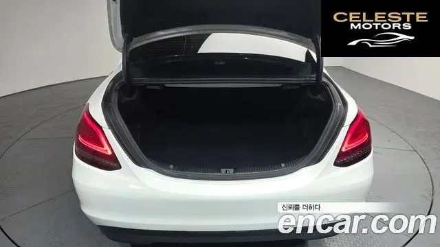MERCEDES BENZ C-Classe W205 C200 2020 — photo 26 sur 28