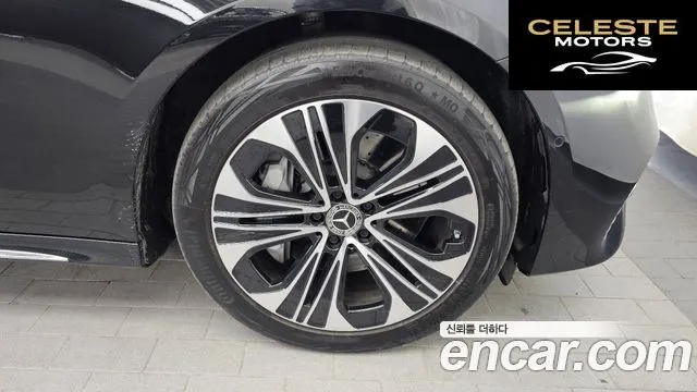 MERCEDES BENZ E-Classe W214 E350e 4MATIC 2025 — photo 7 sur 33