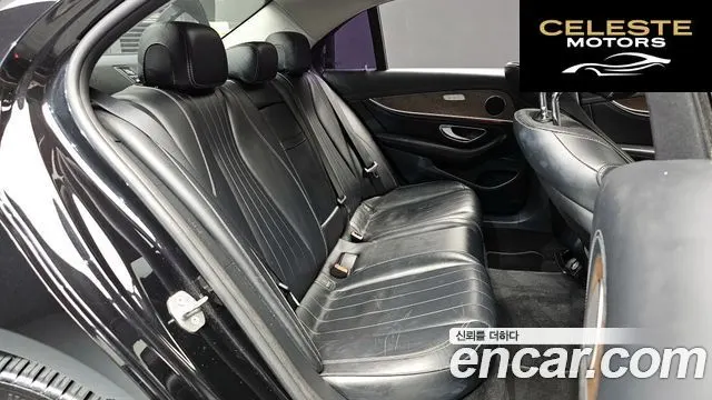 MERCEDES BENZ E-Classe W213 E300 4MATIC Exclusive 2017 — photo 11 sur 20
