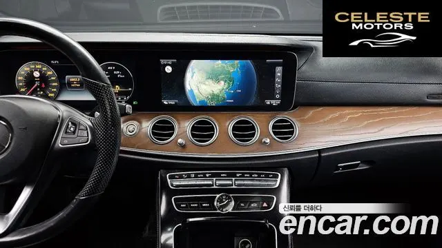 MERCEDES BENZ E-Classe W213 E300 4MATIC Exclusive 2017 — photo 13 sur 20