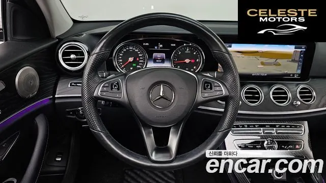 MERCEDES BENZ E-Classe W213 E220d Avantgarde 2018 — photo 18 sur 34