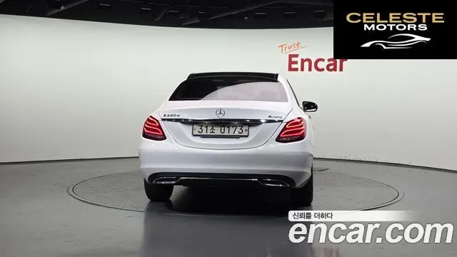 MERCEDES BENZ C-Classe W205 C220 d Avantgarde 2016 — photo 4 sur 20